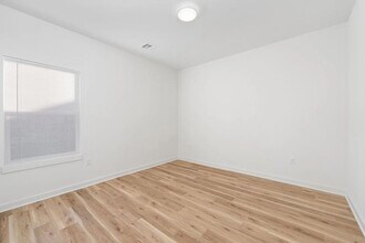 2325 S Spg Hl Ct in Goddard, KS - Foto de edificio - Building Photo