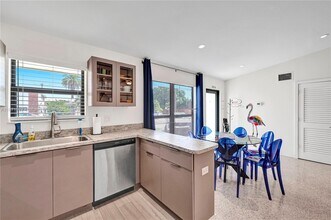1704 Rodman St in Hollywood, FL - Building Photo - Building Photo