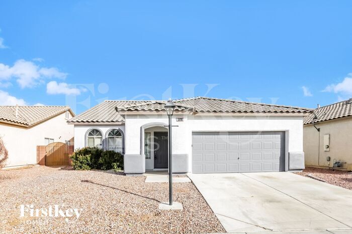 5898 Swan Point Pl in Las Vegas, NV - Foto de edificio