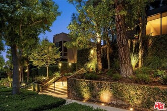 1033 Carol Dr in West Hollywood, CA - Building Photo - Building Photo