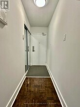 33 Isabella St in Toronto, ON - Building Photo - Building Photo