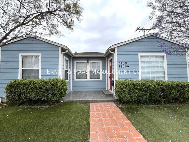 property at 3100 E Spaulding St