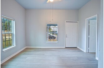 318 Vine St in San Antonio, TX - Building Photo - Building Photo