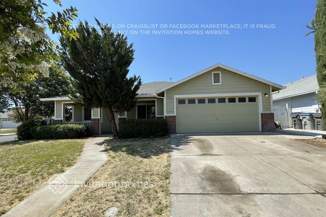 25987 Craig St in Esparto, CA - Building Photo