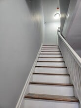 227 Columbia Ave, Unit 2 in Cliffside Park, NJ - Foto de edificio - Building Photo