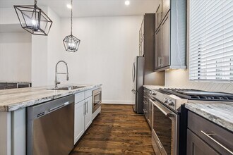 1120 Ennis St in Houston, TX - Building Photo - Building Photo