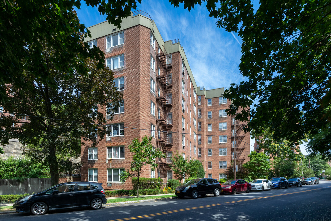 The Latitude Condominiums in Bronx, NY - Foto de edificio