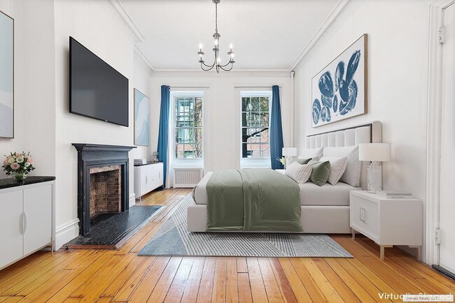 property at 406 W 20th St