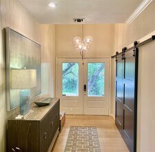 806 Rock Creek Dr in West Lake Hills, TX - Building Photo - Building Photo