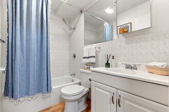 46 Lewis St in Boston, MA - Building Photo - Building Photo