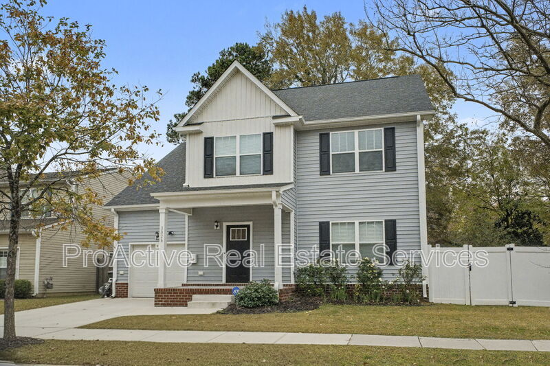 3026 Peronne Ave in Norfolk, VA - Building Photo