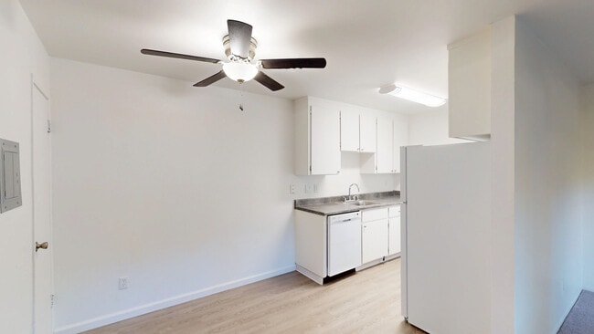 property at 410 Alameda del Prado