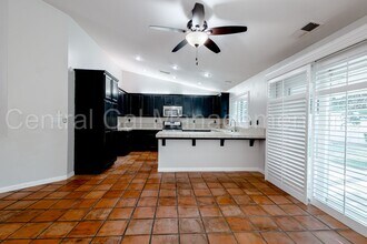 616 Vermillion Dr in Bakersfield, CA - Building Photo - Building Photo