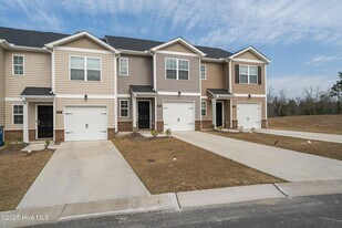 2309 Gracie Ln, Unit 1 in Carthage, NC - Building Photo