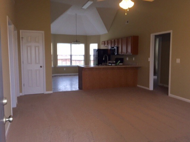 1232 Crescent Ridge Drive in Murfreesboro, TN - Building Photo - Building Photo