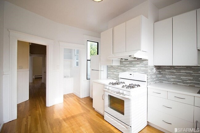 527 Union St, Unit 527A in San Francisco, CA - Building Photo - Building Photo