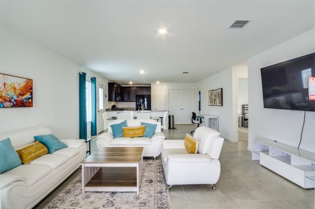 property at 2808 Slatewood Dr