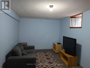 40 Massie St in Toronto, ON - Building Photo - Building Photo