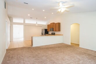 11040 Apple Blossom Trail W in Jacksonville, FL - Building Photo - Building Photo