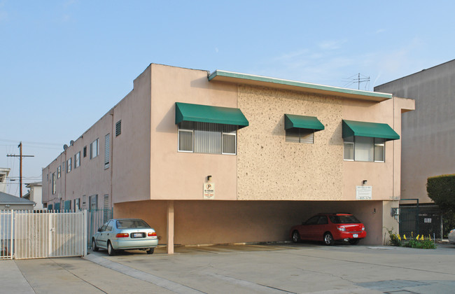 2030 Preuss Rd in Los Angeles, CA - Building Photo - Building Photo