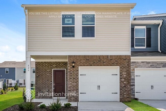 property at 826 Holiday Pk Ln