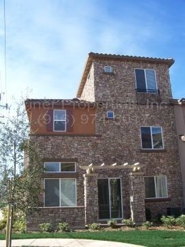 2580 W El Camino Ave