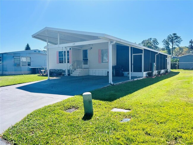 149 Jana Cir in Auburndale, FL - Foto de edificio - Building Photo