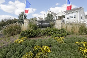 Aurora at Summerfield in Aurora, IL - Building Photo - Building Photo