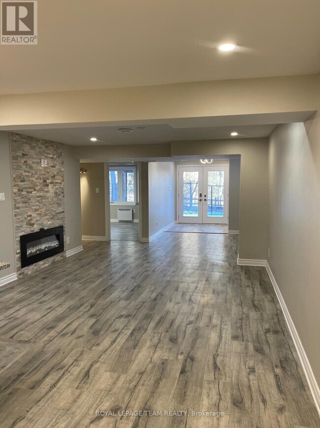 631 Eagle Crest Heights in Ottawa, ON - Building Photo - Building Photo