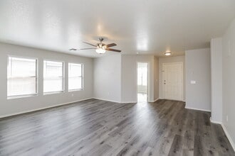 10442 E Arcadia Ave in Mesa, AZ - Building Photo - Building Photo