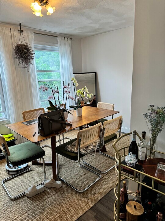 95 Cherry St, Unit Apt 2 in Malden, MA - Building Photo