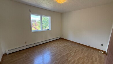 320 Peppertree Loop in Anchorage, AK - Building Photo - Building Photo