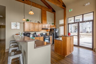 Copper Hill in Spokane, WA - Foto de edificio - Interior Photo