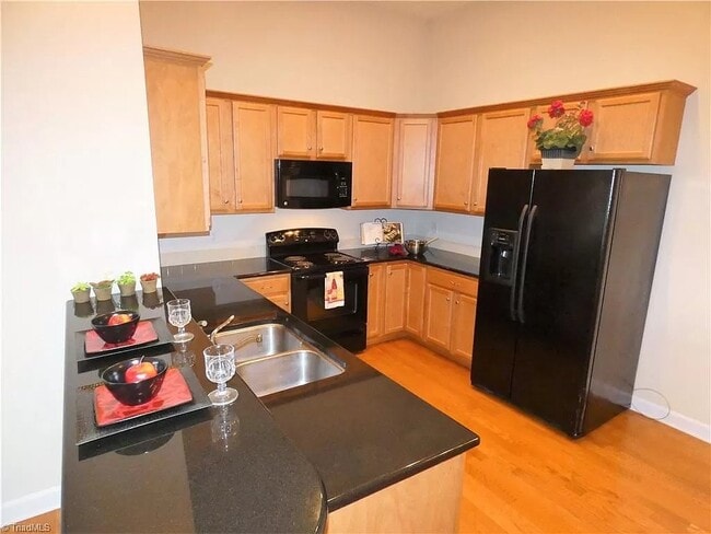 4722 Tatton Park Cir in Winston-Salem, NC - Building Photo - Building Photo
