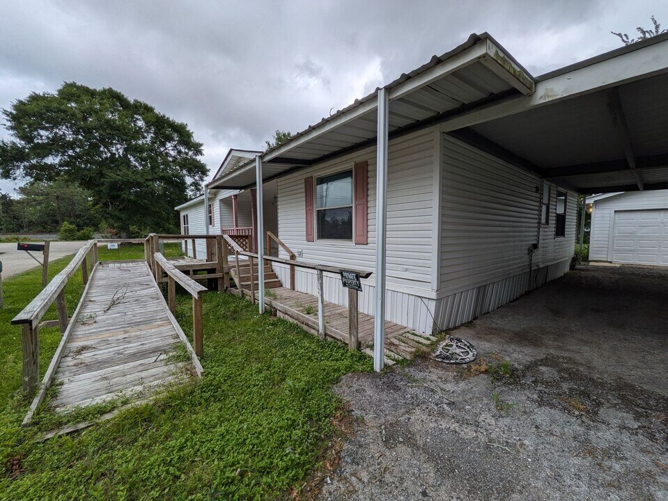 115 Peach St in Vidor, TX - Building Photo