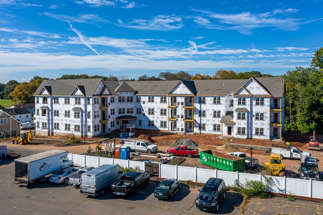 Eden and Main in Southington, CT - Building Photo