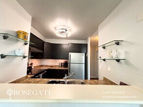 140 Dunlop St E in Barrie, ON - Building Photo - Building Photo