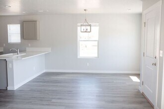 1022 Tallinn St E in Meridian, ID - Building Photo - Building Photo