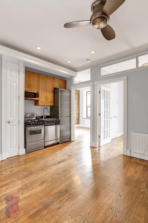 property at 47 E 1st St