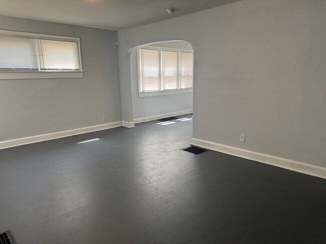948 N Bradley Ave in Indianapolis, IN - Building Photo - Building Photo