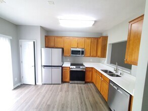3031 Summerfield Ridge Ln in Matthews, NC - Building Photo - Building Photo