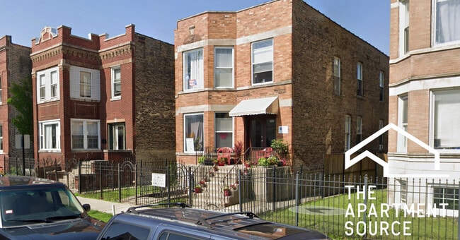 property at 1512 N Kedvale Ave
