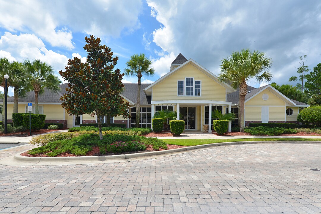 Magnolia Place in Gainesville, FL - Building Photo