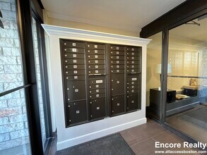 222 Babcock St in Brookline, MA - Building Photo - Building Photo