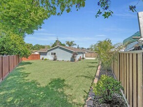 4116 Mountcastle Way in San Jose, CA - Building Photo - Building Photo