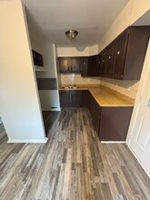 124 St James Ln in Sauget, IL - Building Photo - Building Photo