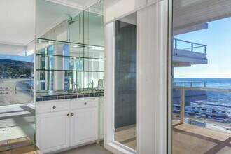 647 Sleepy Hollow Ln in Laguna Beach, CA - Building Photo - Building Photo