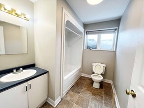 24 A Branscombe St in St John's, NL - Building Photo - Building Photo