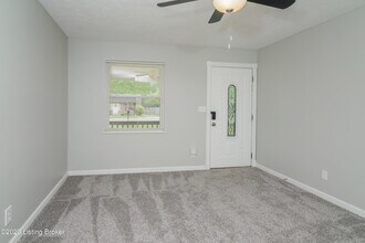 10902 Waycross Ave in Louisville, KY - Building Photo - Building Photo