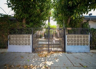 5030/ 5034 Valley Blvd in Los Angeles, CA - Building Photo - Building Photo